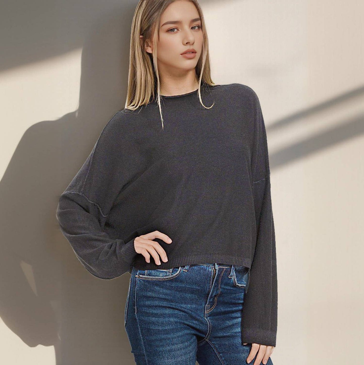 `.0807 Mock Neck Fall Crop Sweater SI-25985