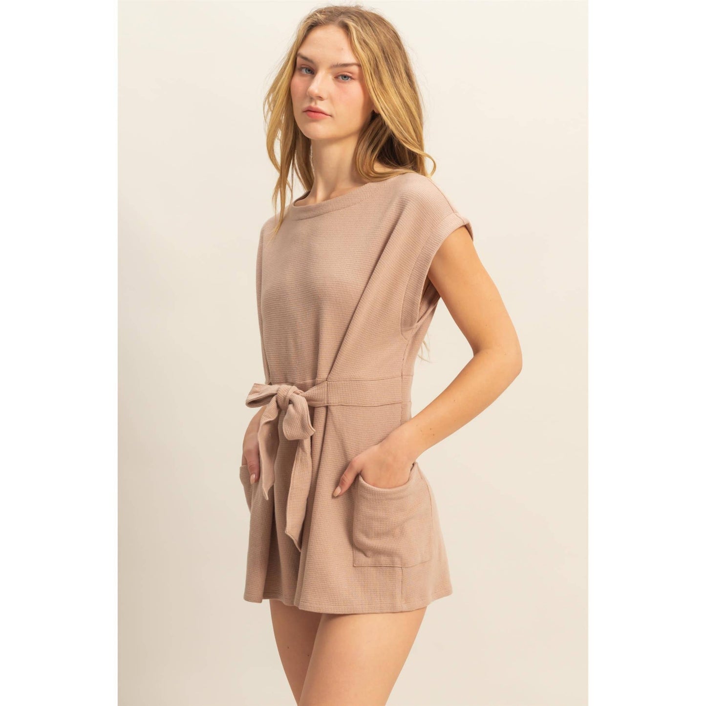 DZ25C387-Tie-Front Waffle Knitted Romper