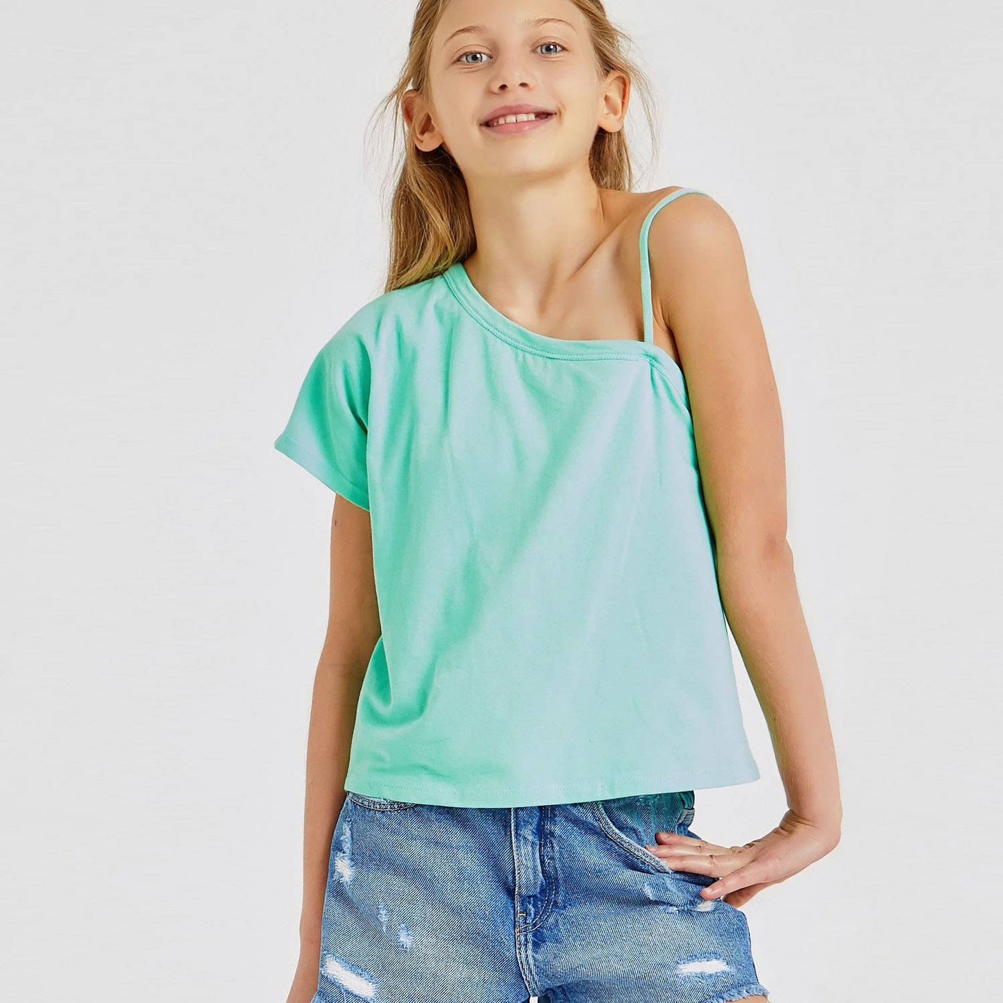 Shoulder Crop Top