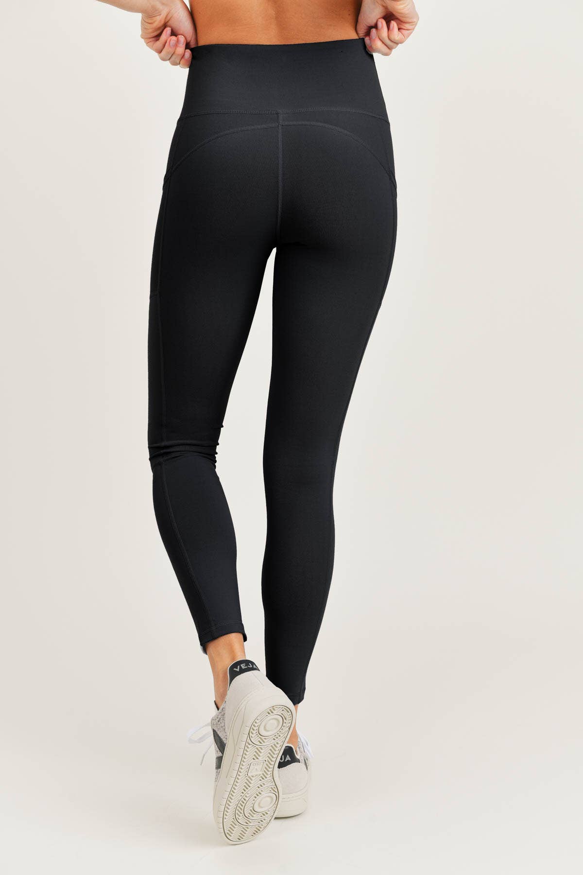 Mono B BRONZE - Essential Leggings with Mesh Pockets