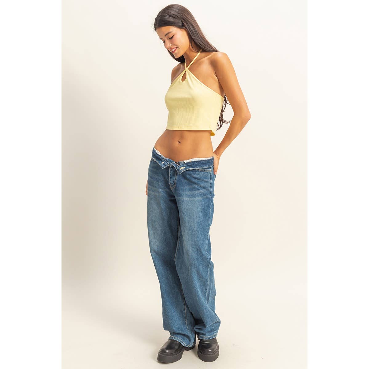 DZ22E149-Halter Cutout Crop Top