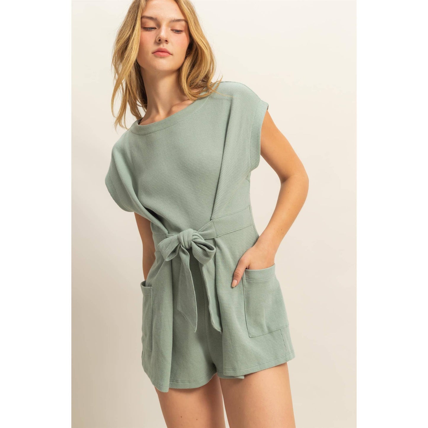 DZ25C387-Tie-Front Waffle Knitted Romper